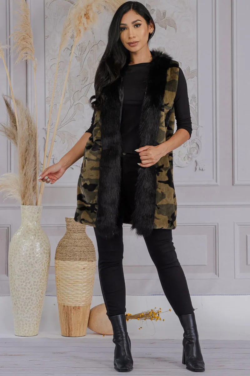 MS0199 - CAMO FAUX FUR TRIM VEST