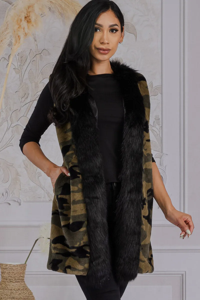 MS0199 - CAMO FAUX FUR TRIM VEST