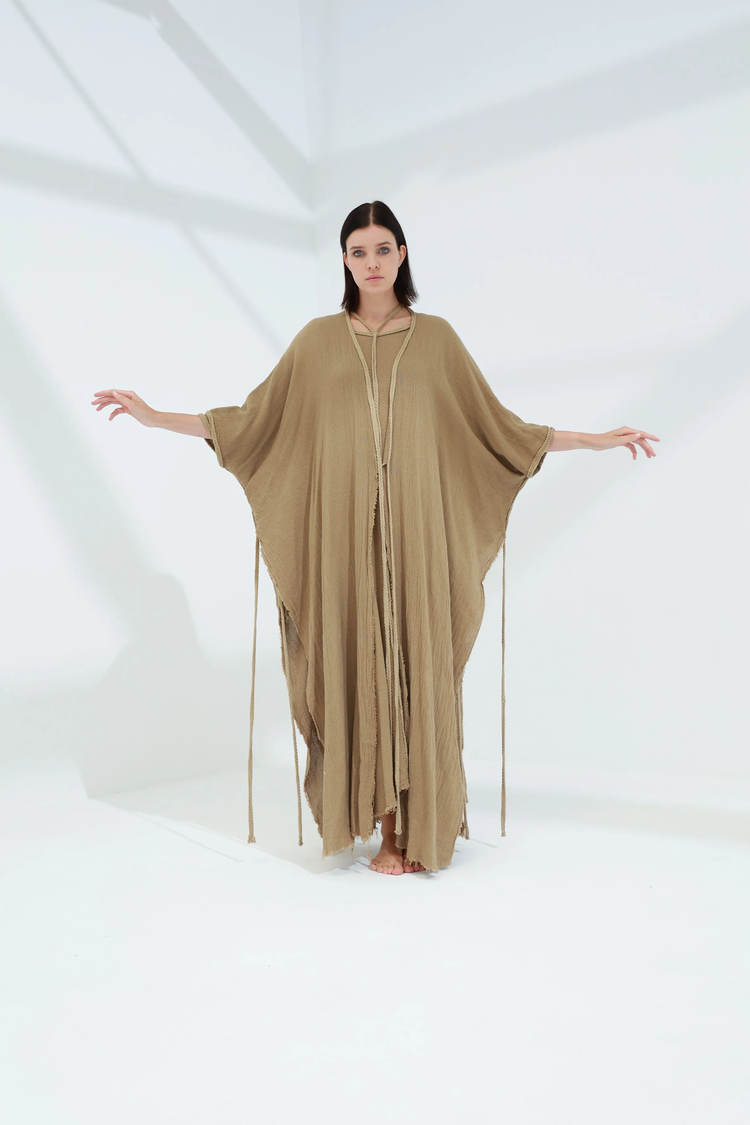 Sande Linen Abaya Coloniale