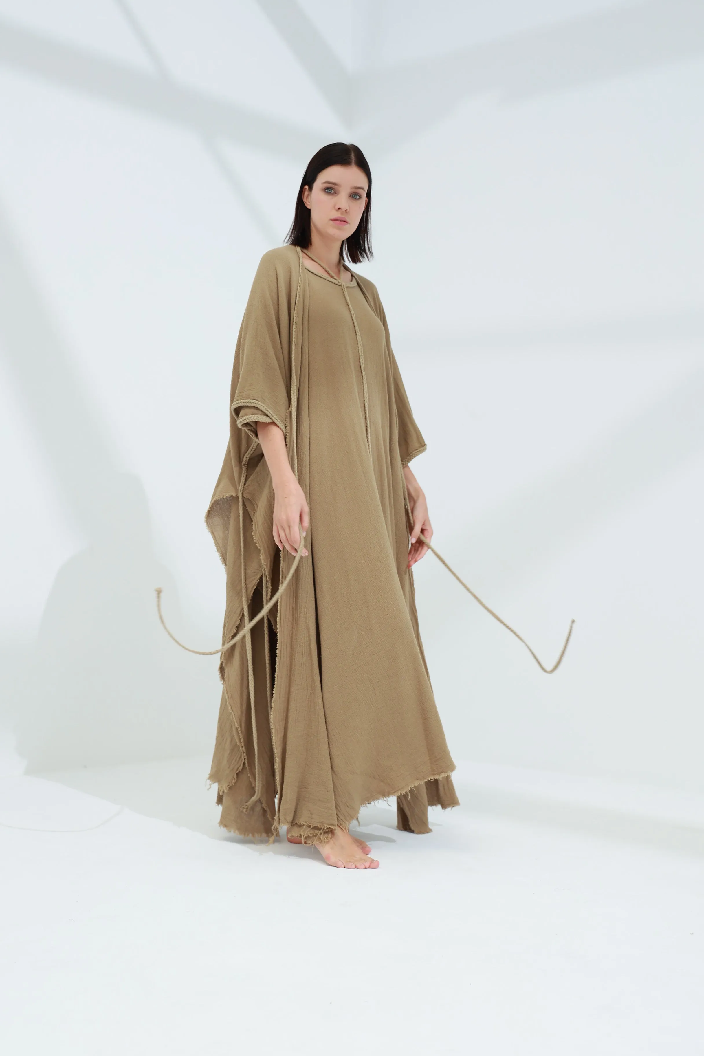 Sande Linen Abaya Coloniale