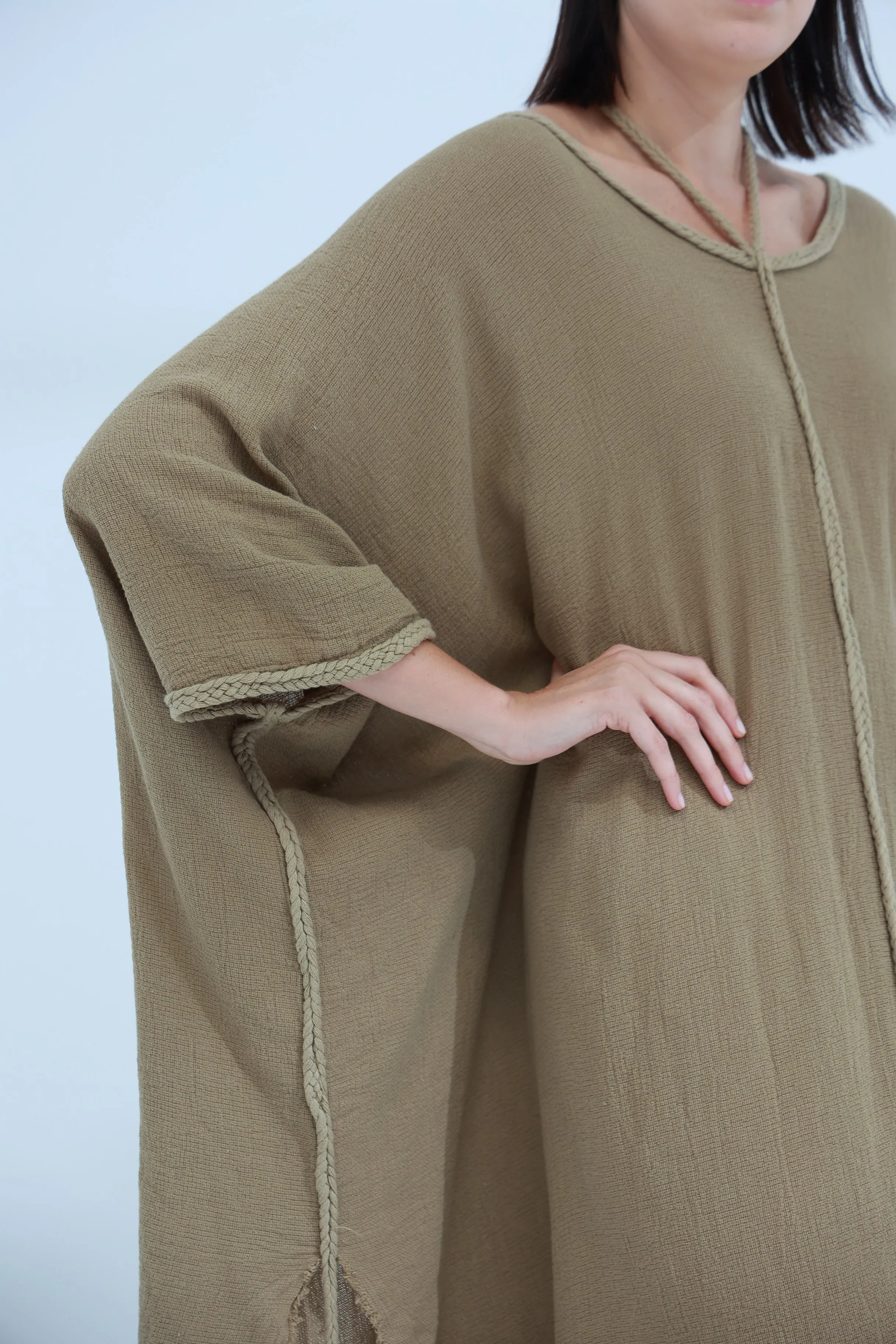 Sande Linen Kaftan Coloniale