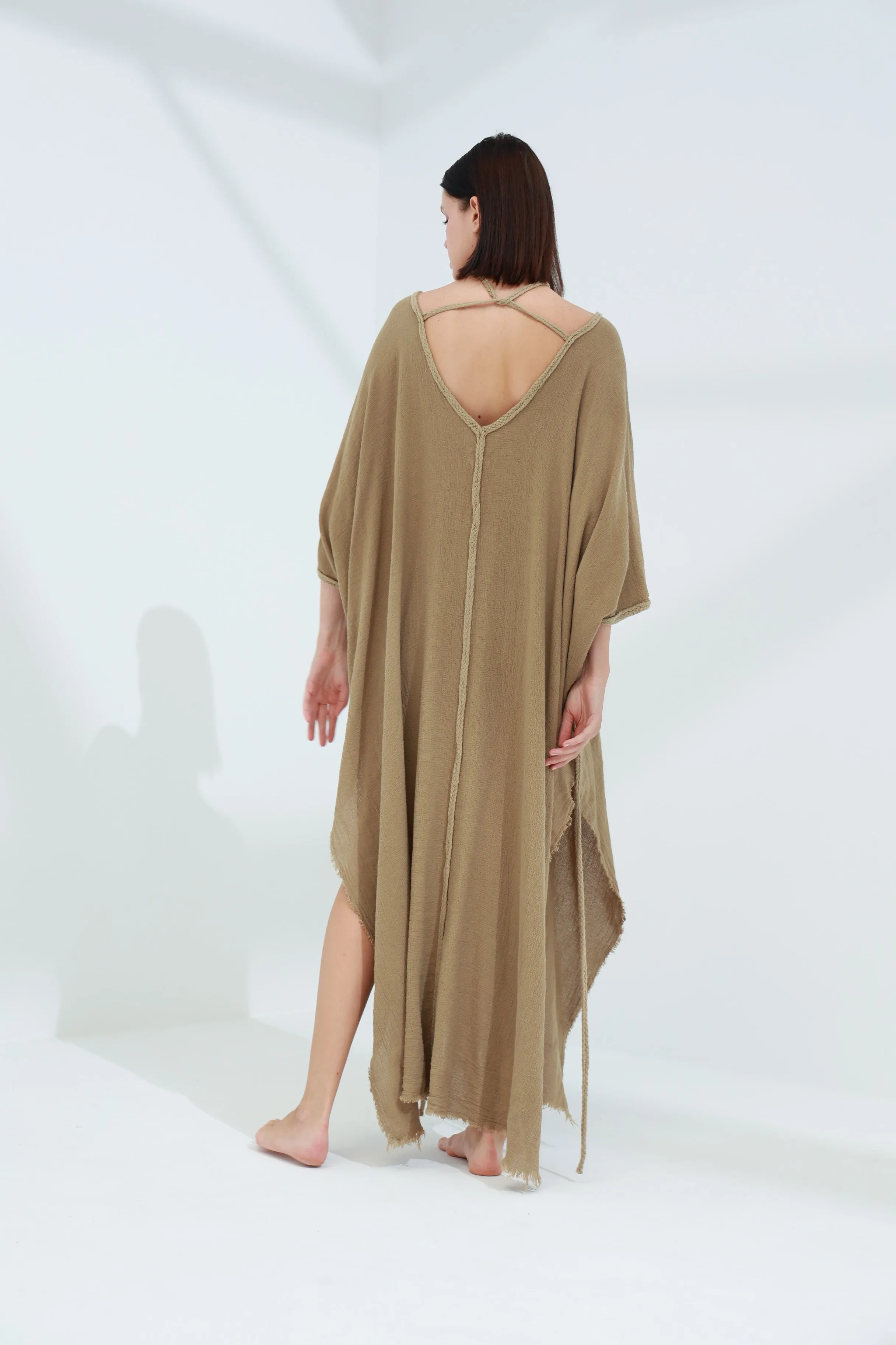 Sande Linen Kaftan Coloniale