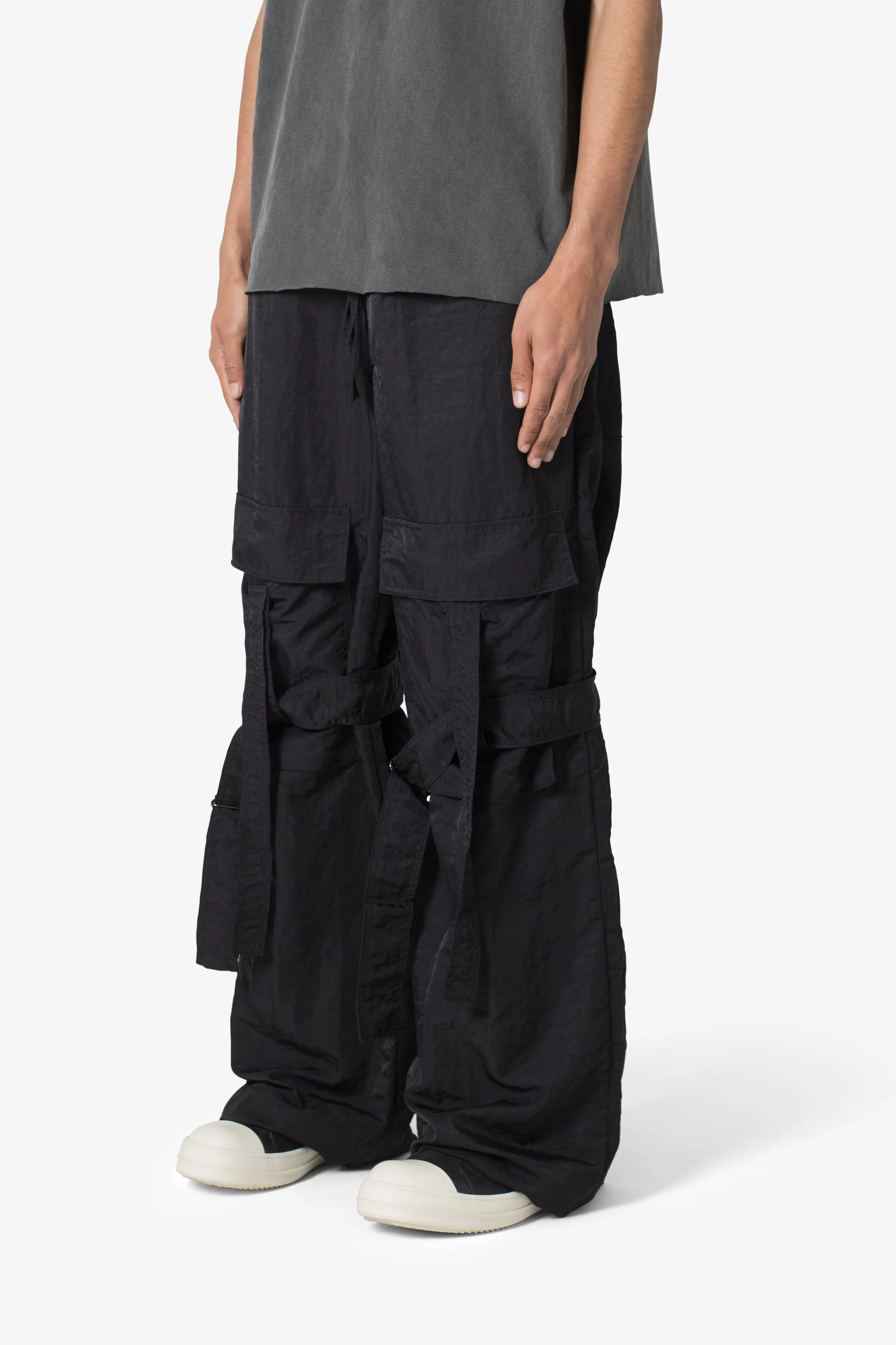 Ultra Baggy Strap Cargo Pants - Black